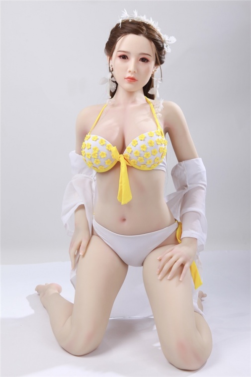 158cm 清純少女系 高級 シリコン製頭部 ラブドール 尾白